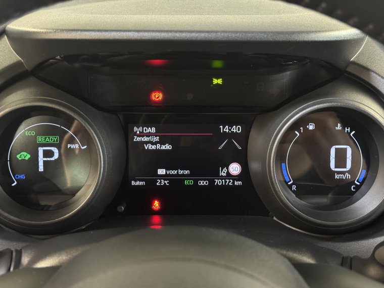Vehicle Image 30