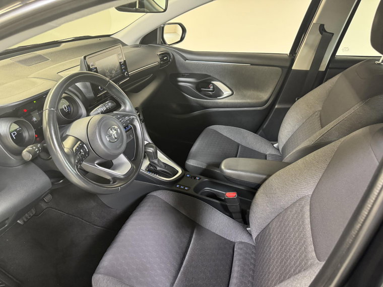 Vehicle Image 10