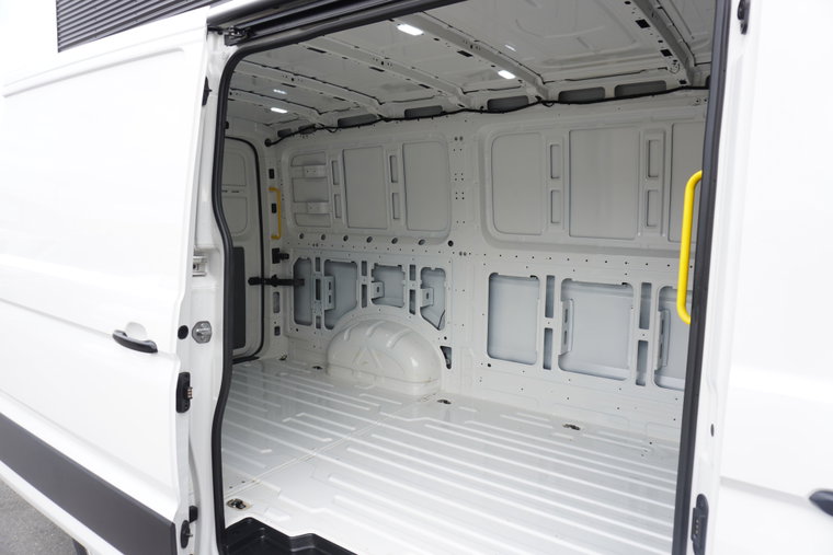 Vehicle Image 13