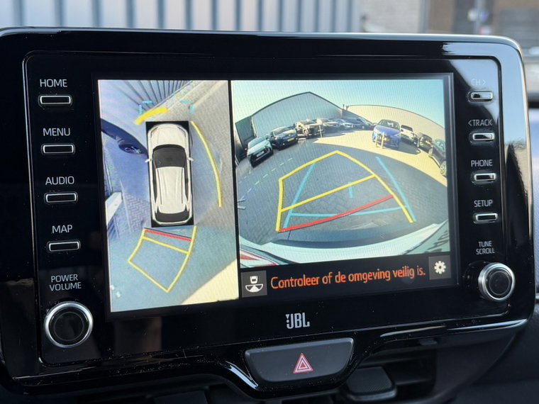 Vehicle Image 21