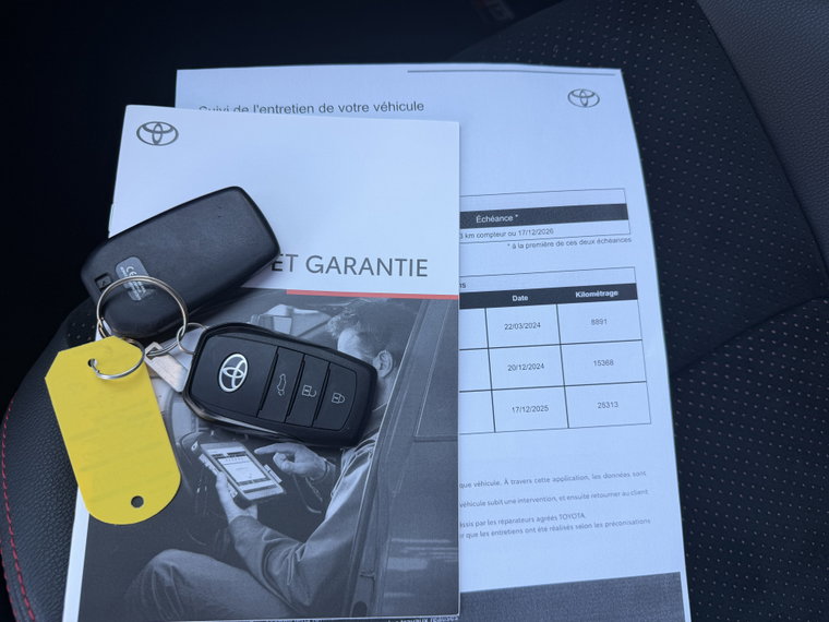 Vehicle Image 11