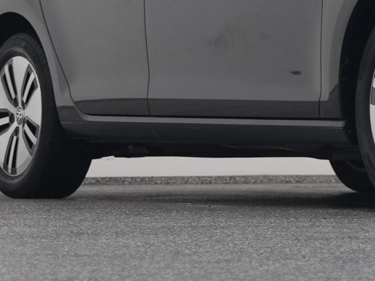 Vehicle Image 39