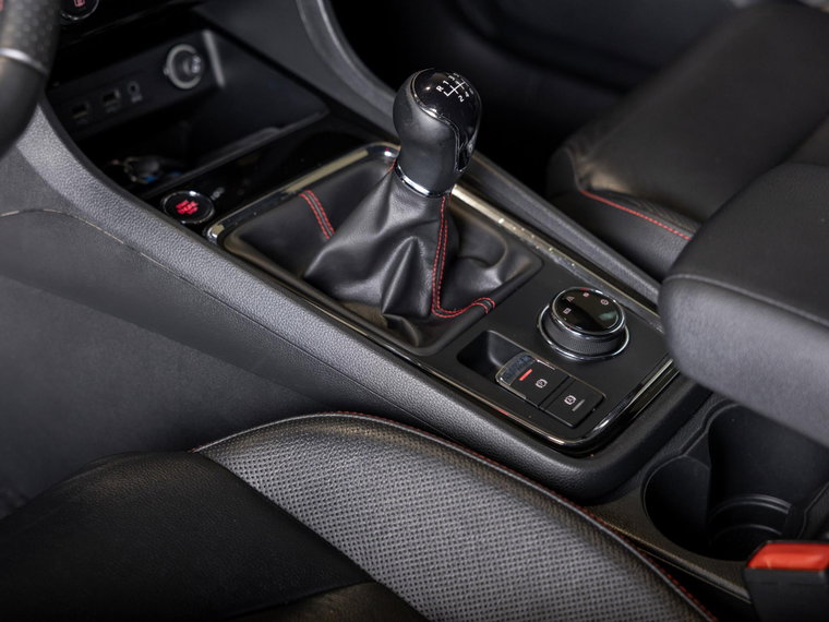 Vehicle Image 38