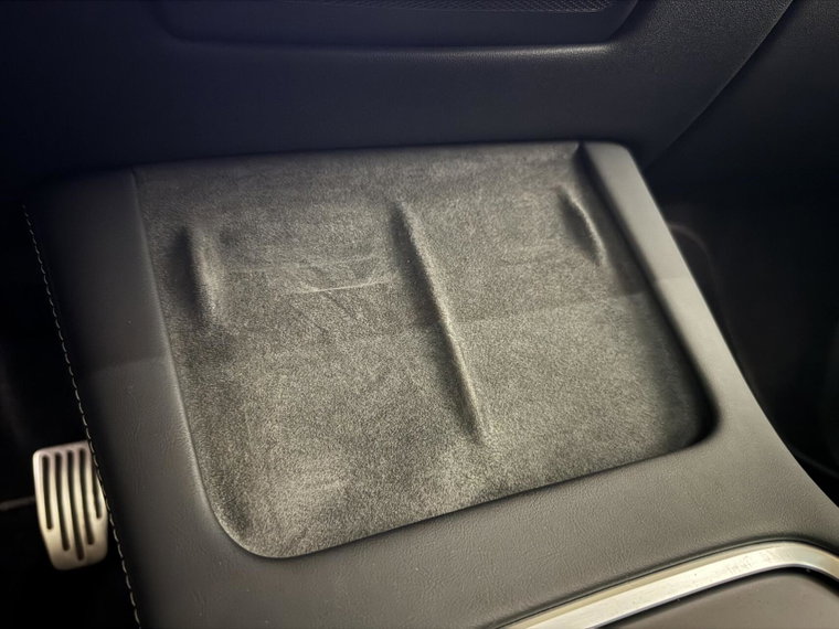 Vehicle Image 48