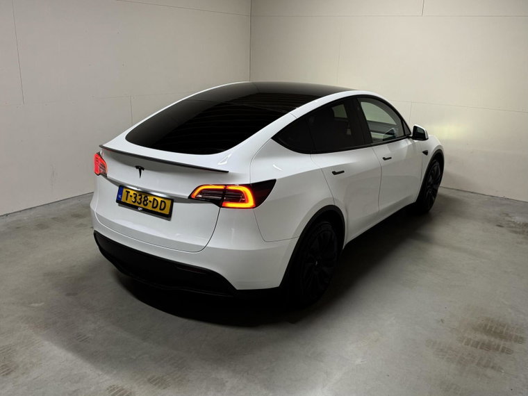 Vehicle Image 60