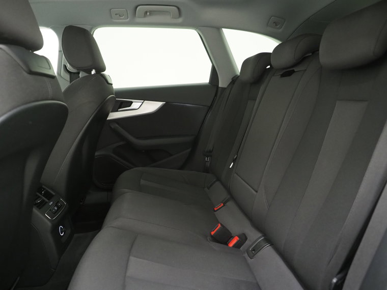 Vehicle Image 35