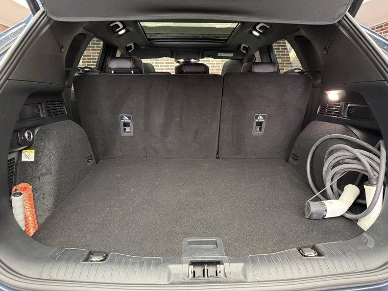 Vehicle Image 19