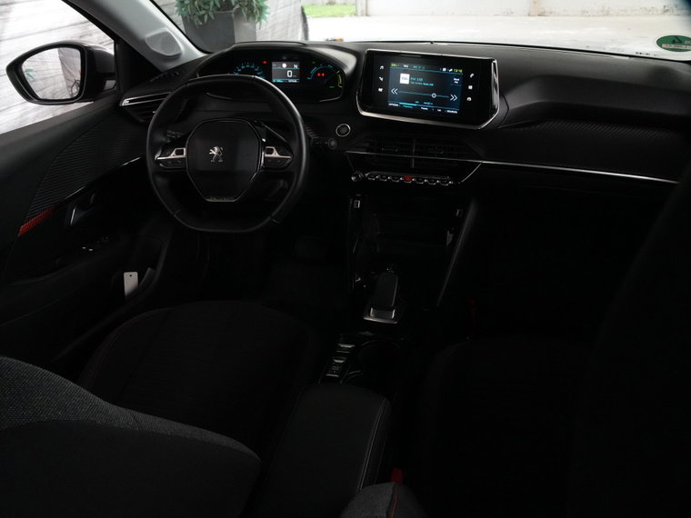 Vehicle Image 23