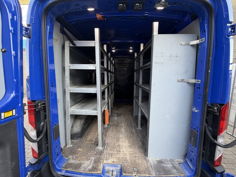 Vehicle Image 22