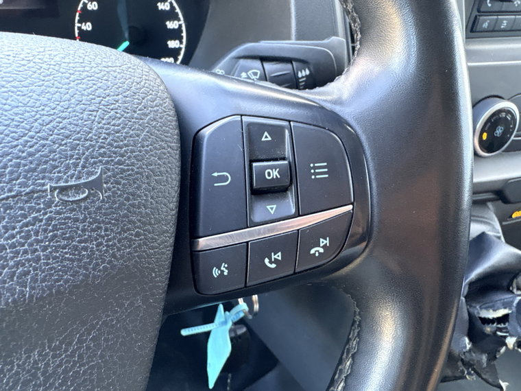 Vehicle Image 24