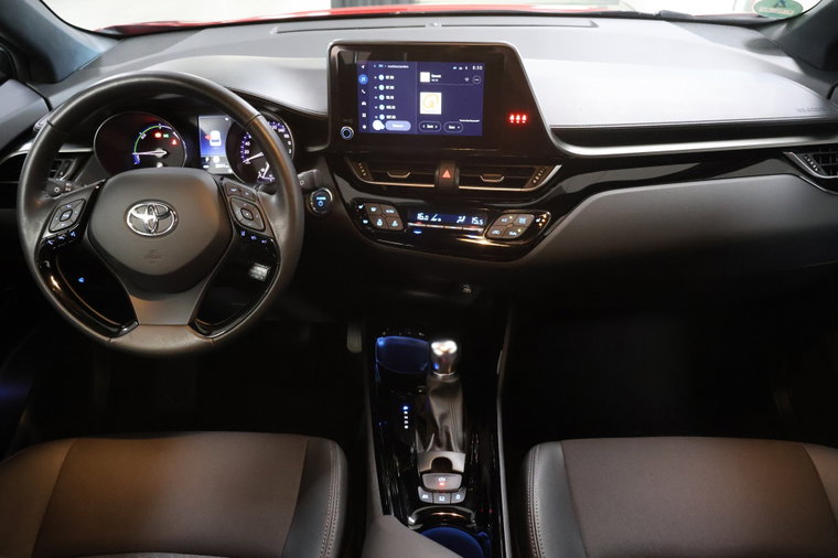Vehicle Image 9
