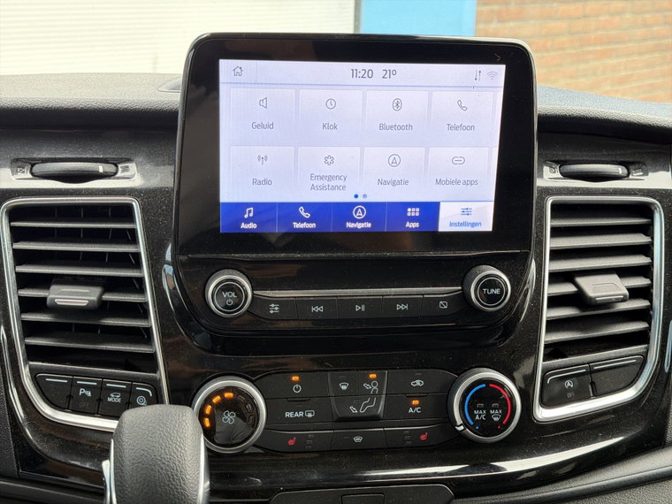 Vehicle Image 21