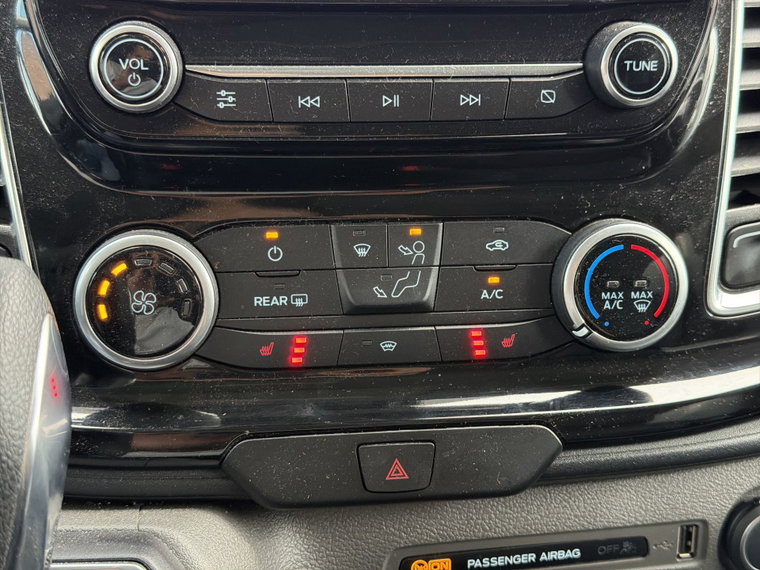 Vehicle Image 24