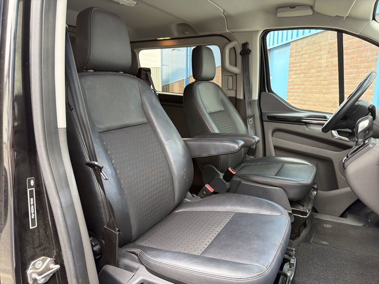 Vehicle Image 31