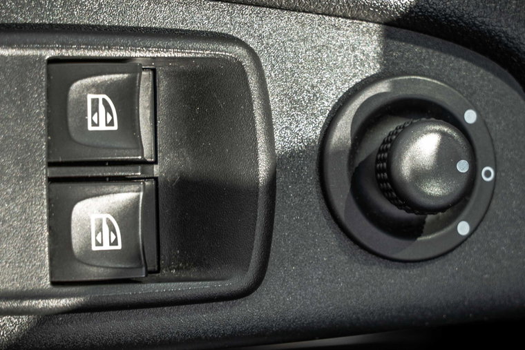 Vehicle Image 24