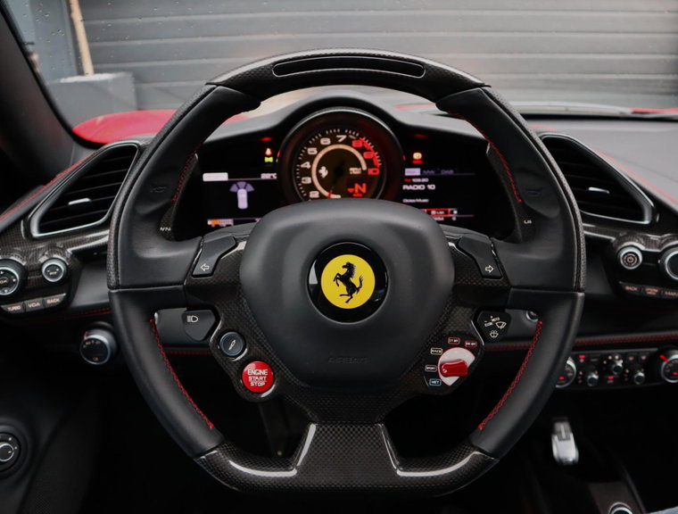 Vehicle Image 25