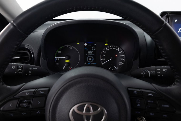 Vehicle Image 15