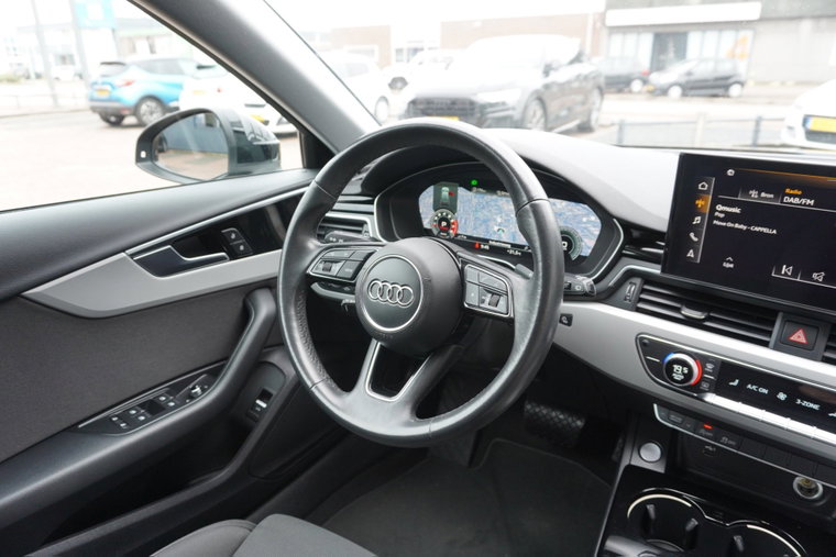 Vehicle Image 19