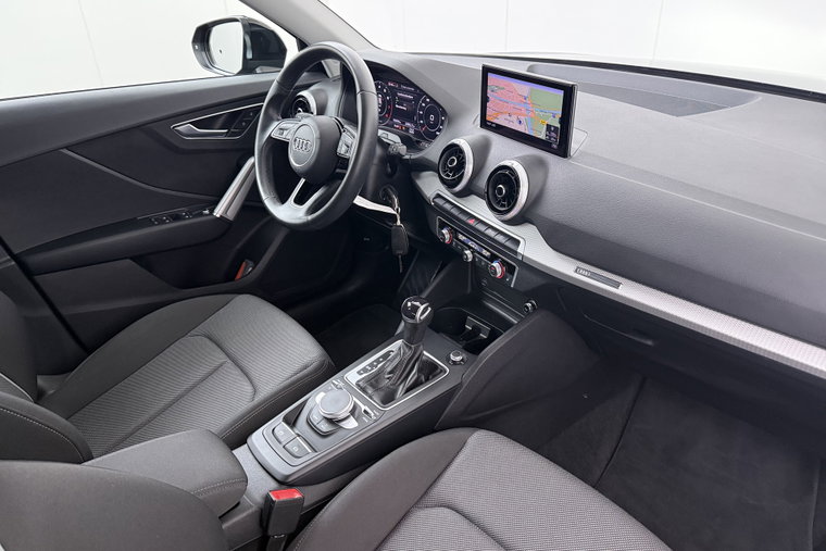 Vehicle Image 15