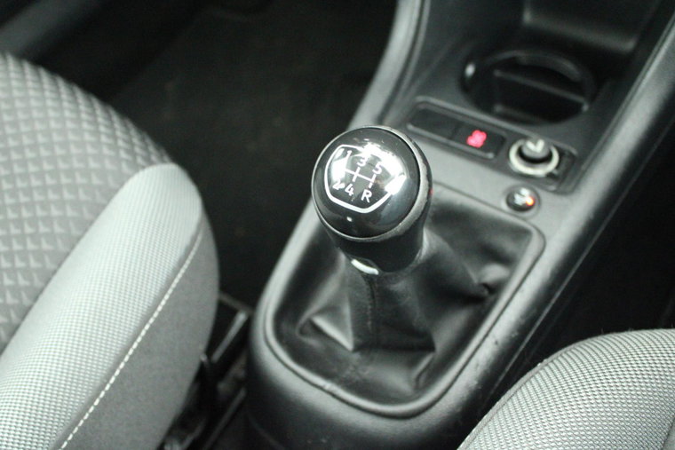 Vehicle Image 24