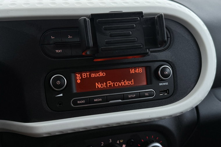 Vehicle Image 21