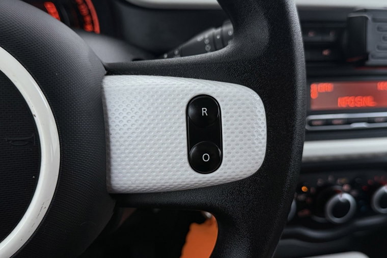 Vehicle Image 28