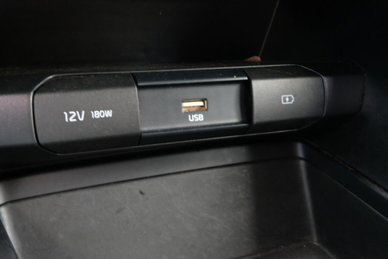 Vehicle Image 30