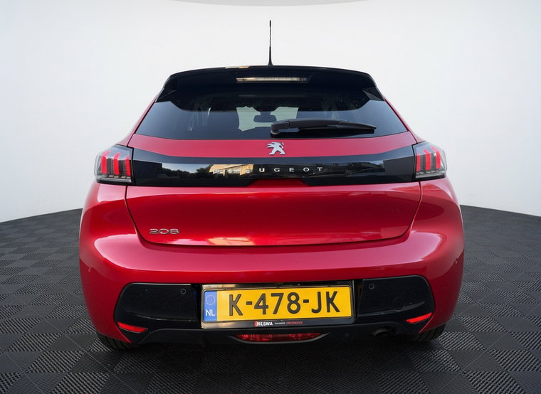 Vehicle Image 22