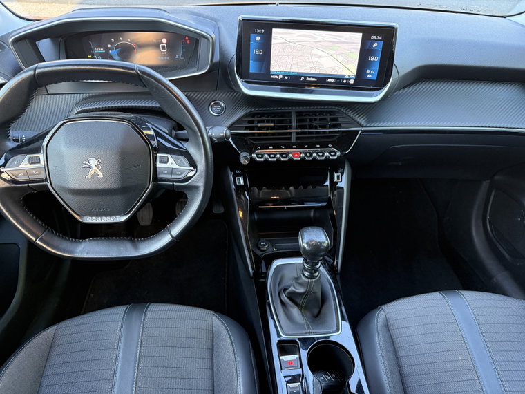 Vehicle Image 26