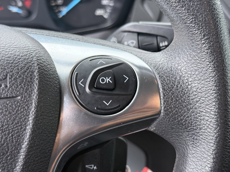 Vehicle Image 28