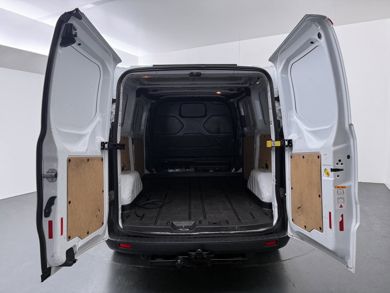 Vehicle Image 37