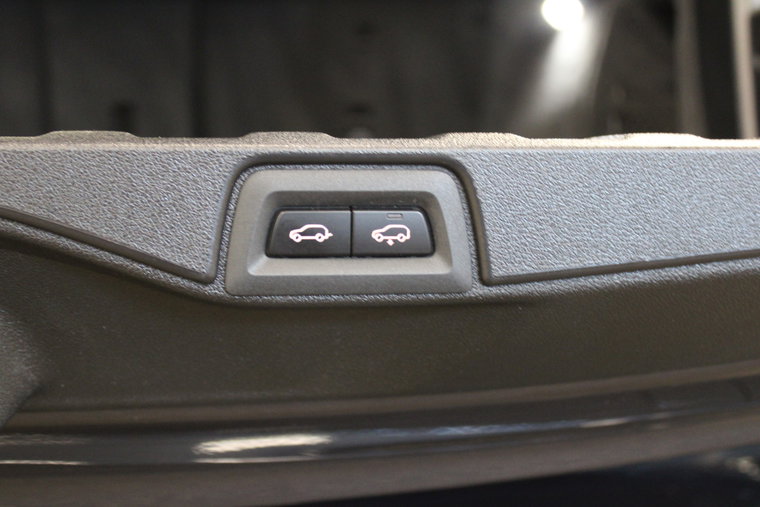 Vehicle Image 39