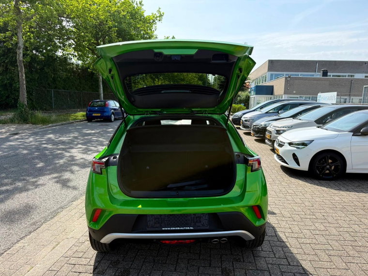 Vehicle Image 22