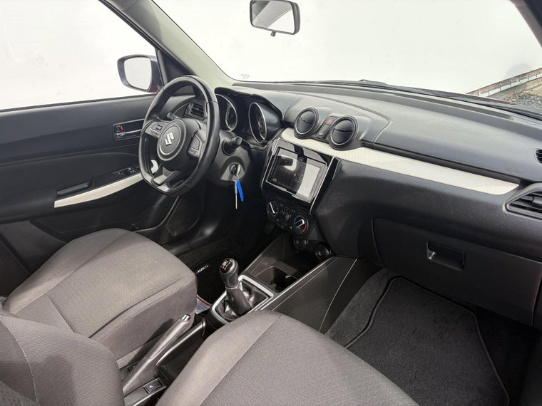 Vehicle Image 16