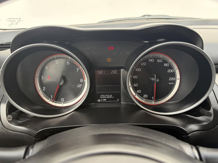 Vehicle Image 23