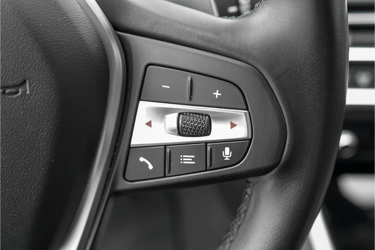 Vehicle Image 40