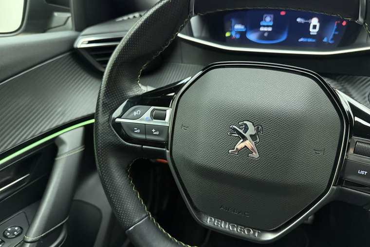 Vehicle Image 22
