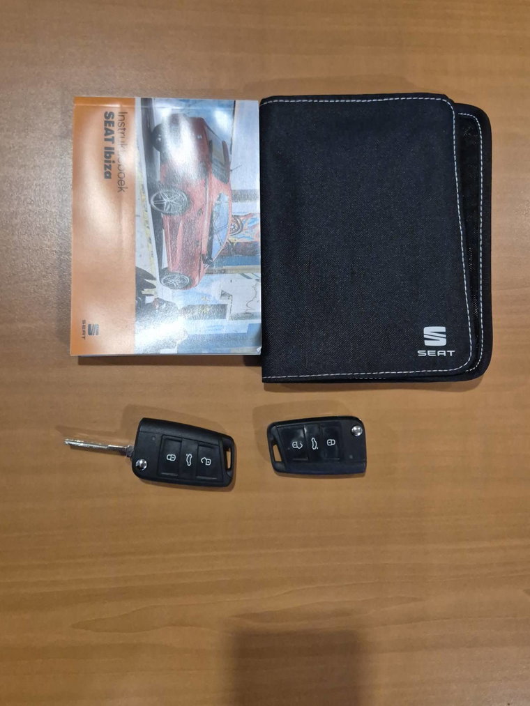 Vehicle Image 36