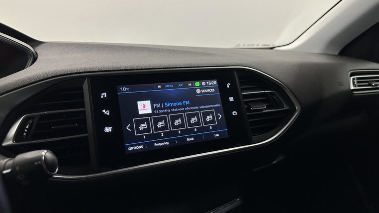 Vehicle Image 35