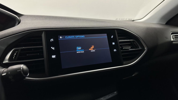 Vehicle Image 39