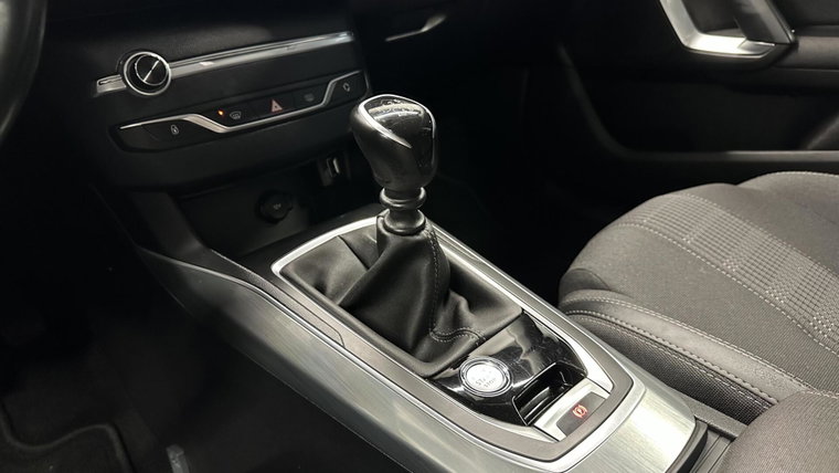 Vehicle Image 47