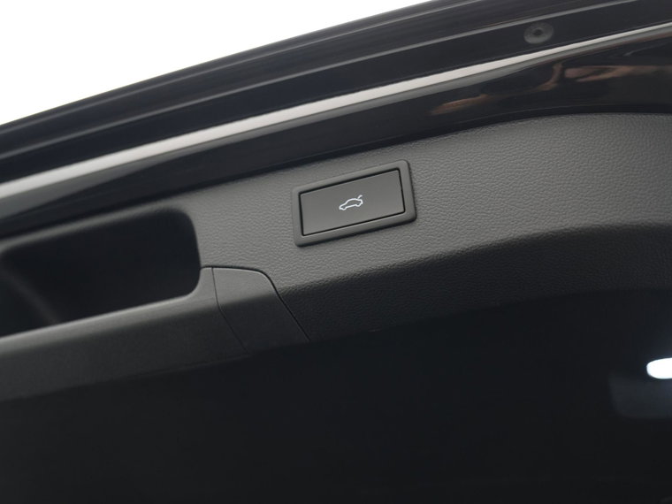 Vehicle Image 40