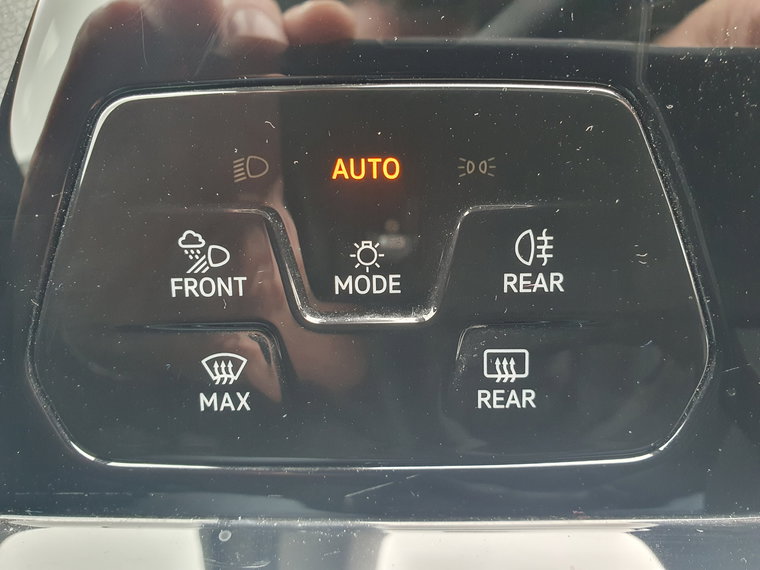 Vehicle Image 42