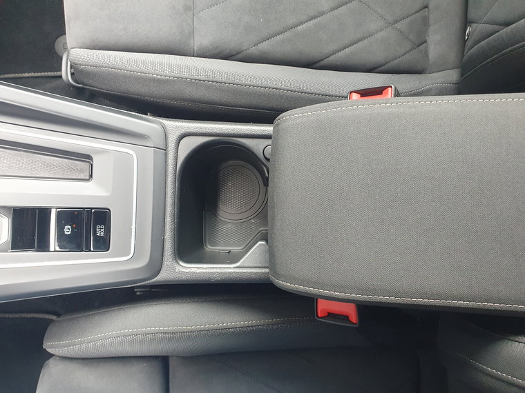 Vehicle Image 45