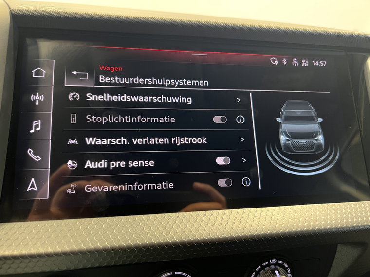 Vehicle Image 16