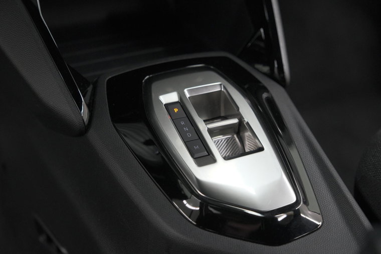 Vehicle Image 38