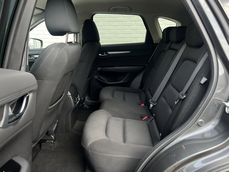 Vehicle Image 28