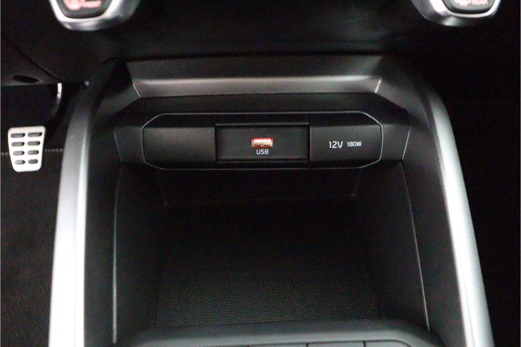 Vehicle Image 52