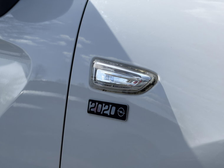 Vehicle Image 38