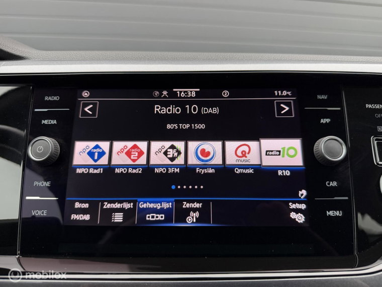 Vehicle Image 45